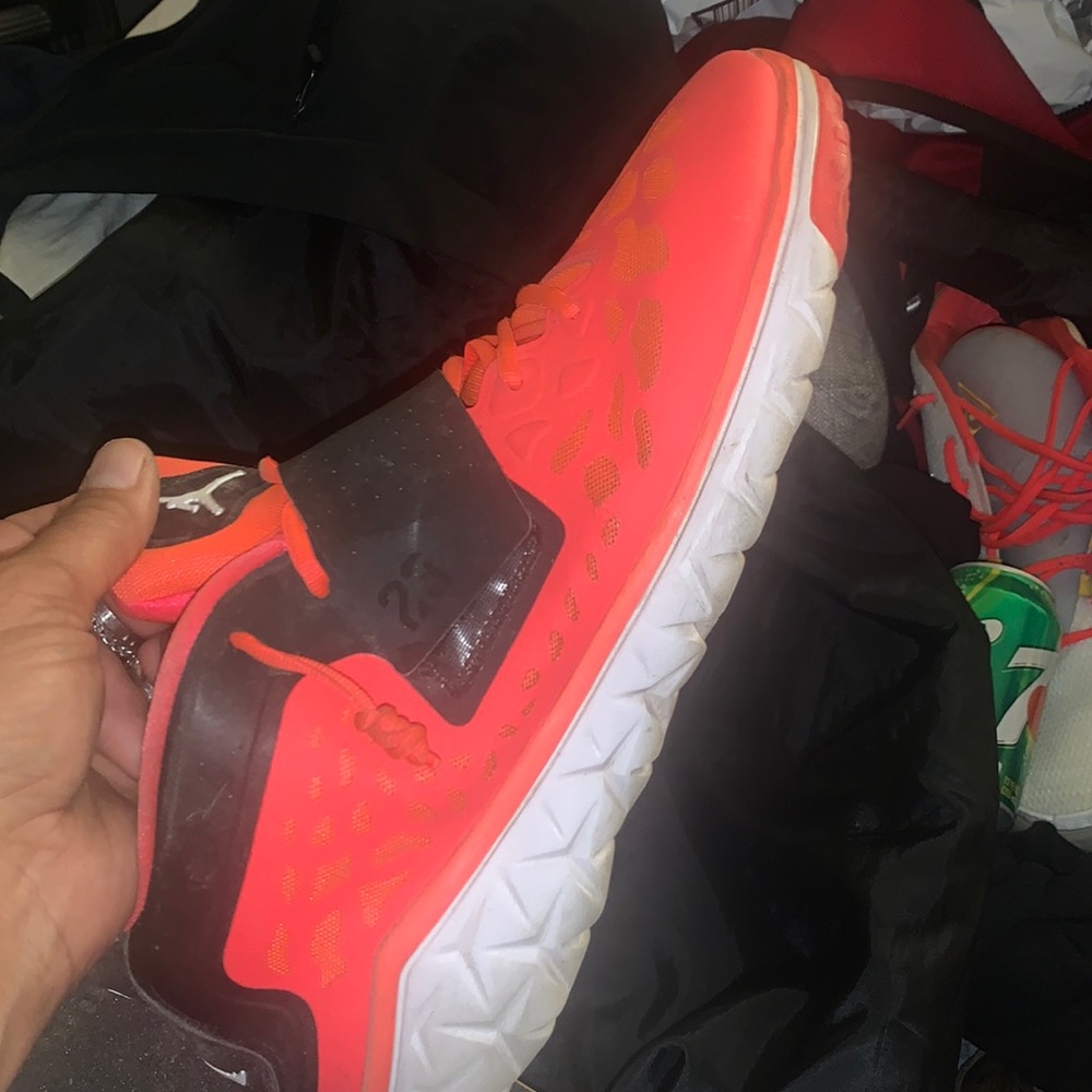 Jordan flight flex trainer 2 inferred